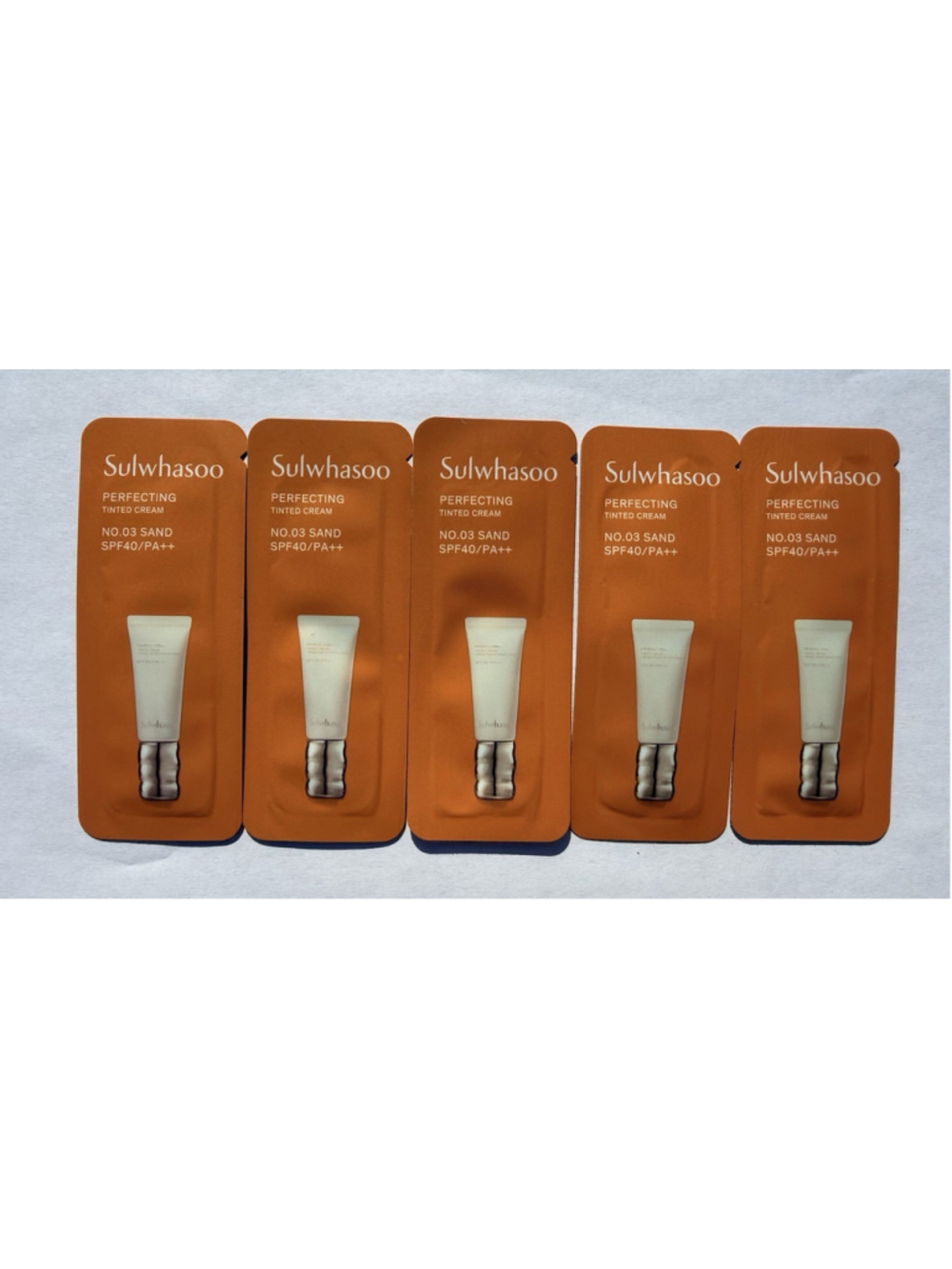 Sulwhasoo Perfecting Tinted Cream SPF40/PA++ 35mL. NO. 03 SAND 1ml x 24 pcs